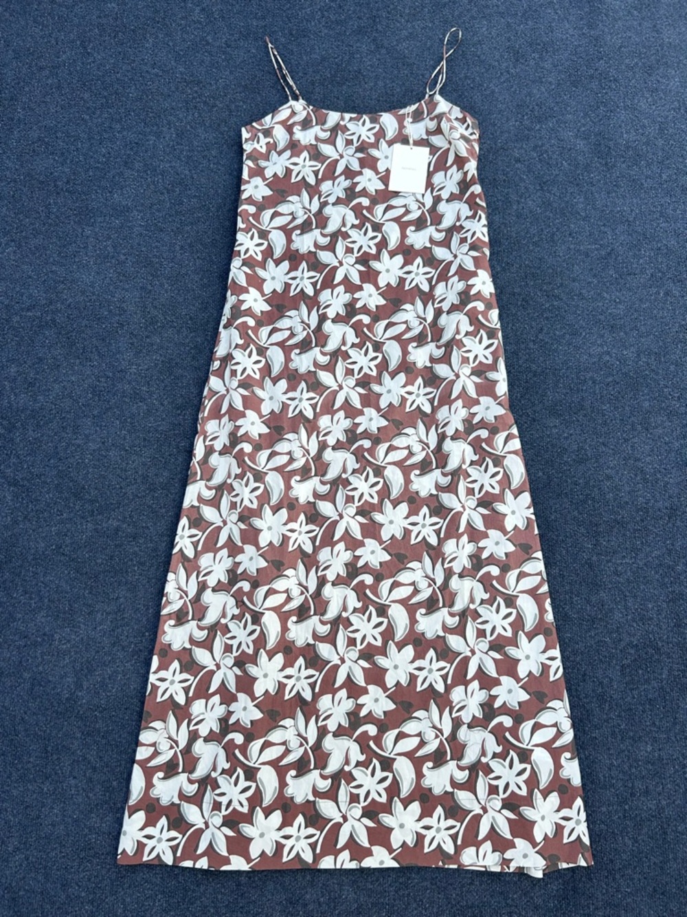 NWT Faithfull Alskar Floral Cotton Maxi Dress in Plumeria. - Picture 3 of 16